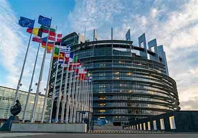 EU Parliament pom zoo tsab cai lij choj tshiab los txhawb kev tsim cov thev n...