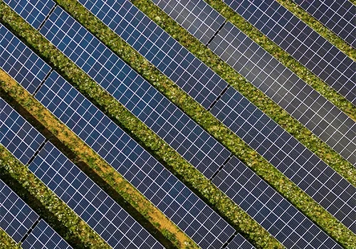 500kW Hybrid Hnub Ci Cia System Nrog HJT 700W Panels & Lithium Roj Teeb